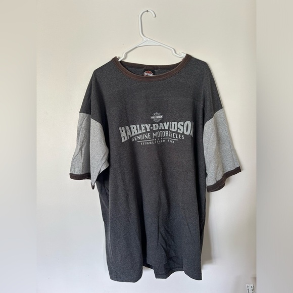 Gaslight Morden, Manitoba Harley Davidson Two Toned Tshirt - Picture 1 of 7